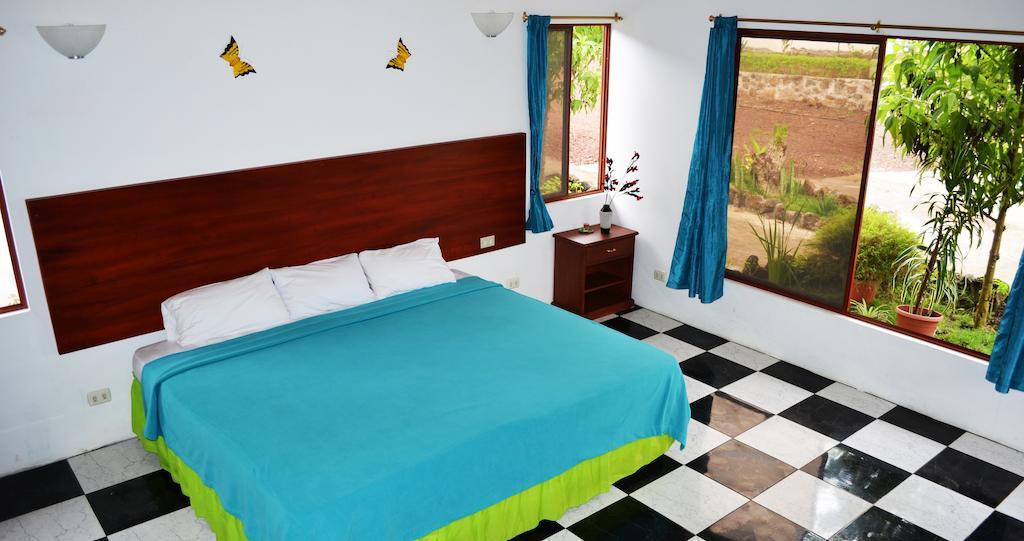Piedras Blancas Lodge Puerto Ayora  Eksteriør billede